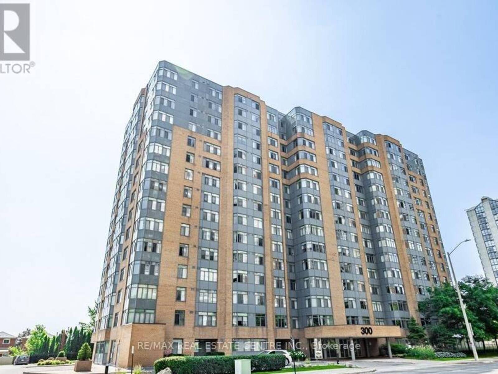 1515 - 300 WEBB DRIVE, Mississauga, Ontario L5B 3W3