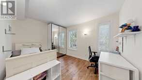 46 BELMONT STREET | Toronto Ontario | Slide Image Twelve