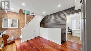 46 BELMONT STREET | Toronto Ontario | Slide Image Seventeen