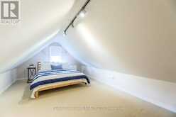 38 BOULTBEE AVENUE | Toronto Ontario | Slide Image Fourteen
