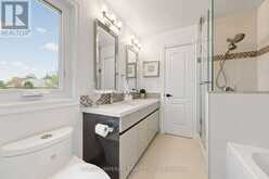 9 ELDERWOOD DRIVE | Richmond Hill Ontario | Slide Image Thirty-four