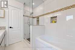 9 ELDERWOOD DRIVE | Richmond Hill Ontario | Slide Image Thirty-five