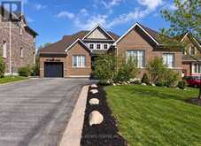 33 STONEGATE AVENUE | Mono Ontario | Slide Image One