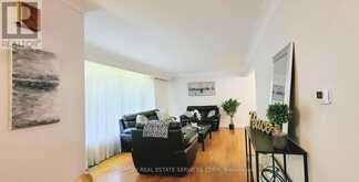 163 WOODSIDE DRIVE | St. Catharines Ontario | Slide Image Nineteen