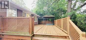 163 WOODSIDE DRIVE | St. Catharines Ontario | Slide Image Thirty