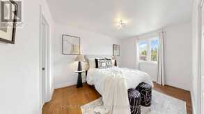 27 BEDLE AVENUE | Toronto Ontario | Slide Image Eighteen
