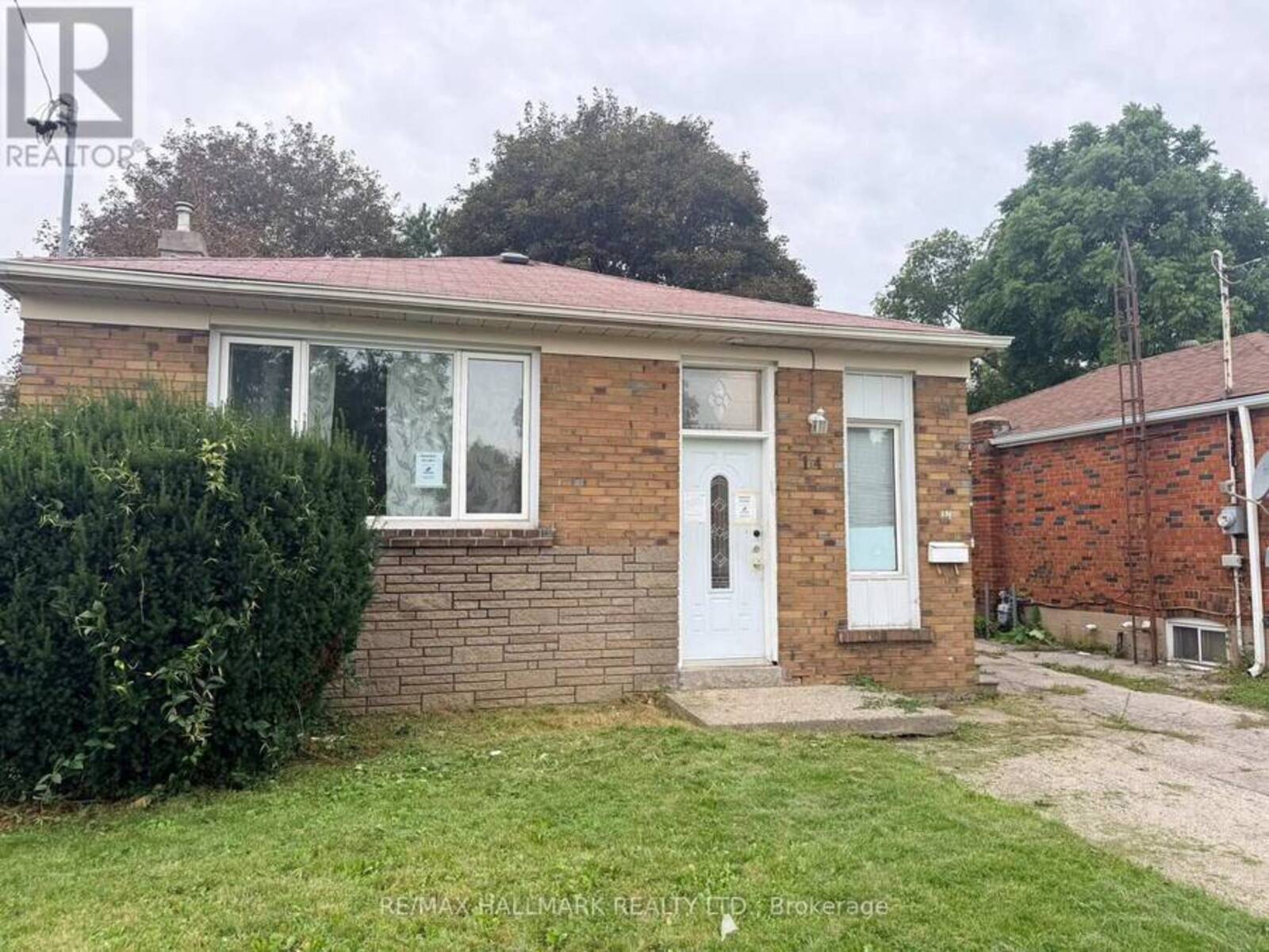 14 LOMBARDY CRESCENT, Toronto, Ontario M1K 4N8