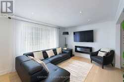 32 CASTLEBAR ROAD | Toronto Ontario | Slide Image Eighteen