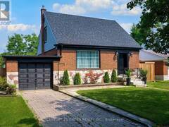 32 CASTLEBAR ROAD Toronto Ontario, M8Z 2J5