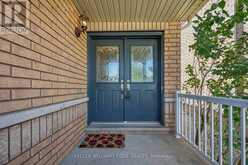 97 MEADOWLARK DRIVE N | Halton Hills Ontario | Slide Image Three