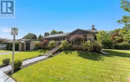 4 ALGOMA CRESCENT | Hamilton Ontario | Slide Image Two