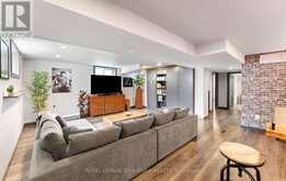 4 ALGOMA CRESCENT | Hamilton Ontario | Slide Image Thirty