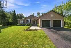 19 EDER TRAIL | Springwater Ontario | Slide Image Two