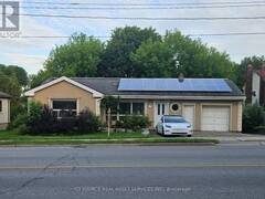 52 SPEEDVALE AVENUE W Guelph Ontario, N1H 1J9
