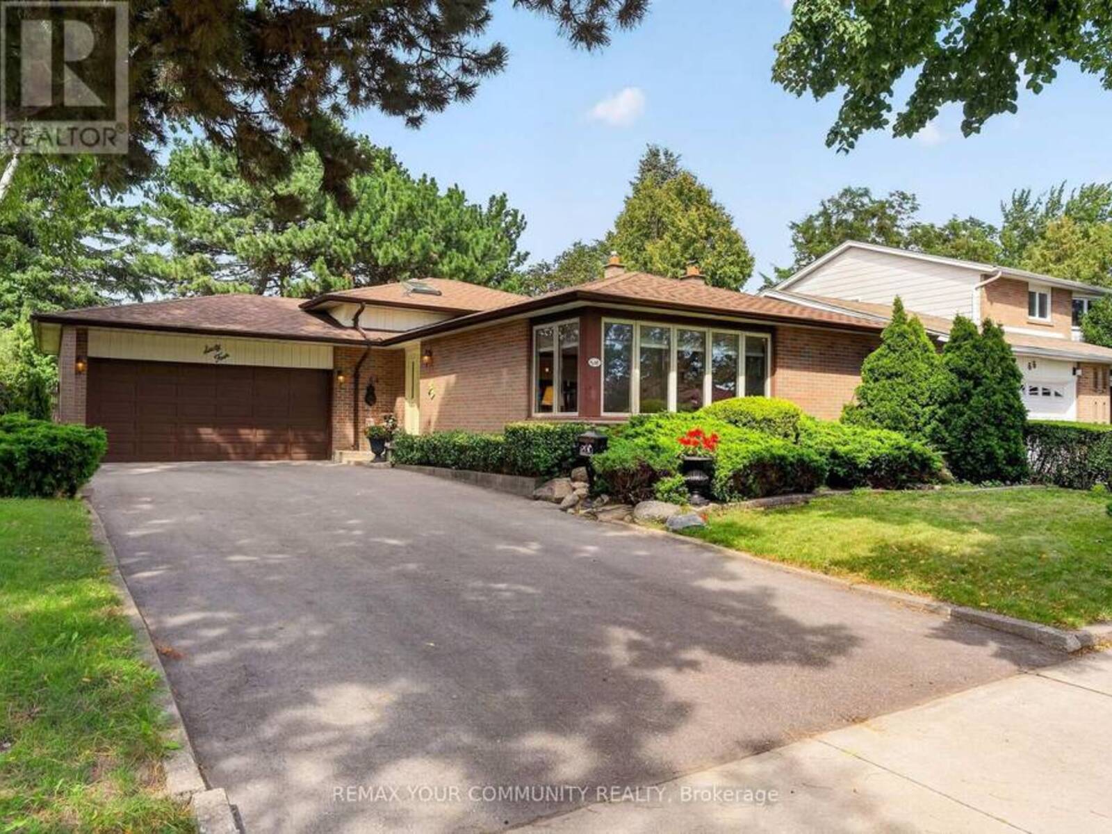 64 KENTISH CRESCENT, Toronto, Ontario M1S 2Z4
