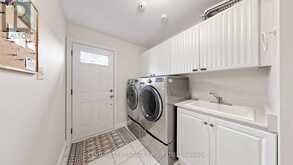 58 JULIA STREET | Markham Ontario | Slide Image Nineteen