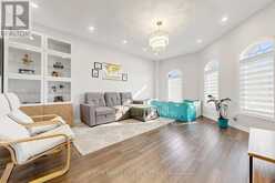 2417 BUR OAK AVENUE | Markham Ontario | Slide Image Four