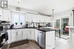 8 BURNABY DRIVE | Georgina Ontario | Slide Image Fifteen