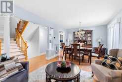 8 BURNABY DRIVE | Georgina Ontario | Slide Image Eight