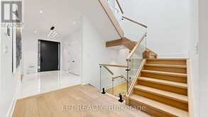 431 HEATH STREET E | Toronto Ontario | Slide Image Seventeen