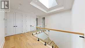431 HEATH STREET E | Toronto Ontario | Slide Image Nineteen
