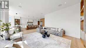 431 HEATH STREET E | Toronto Ontario | Slide Image Nine
