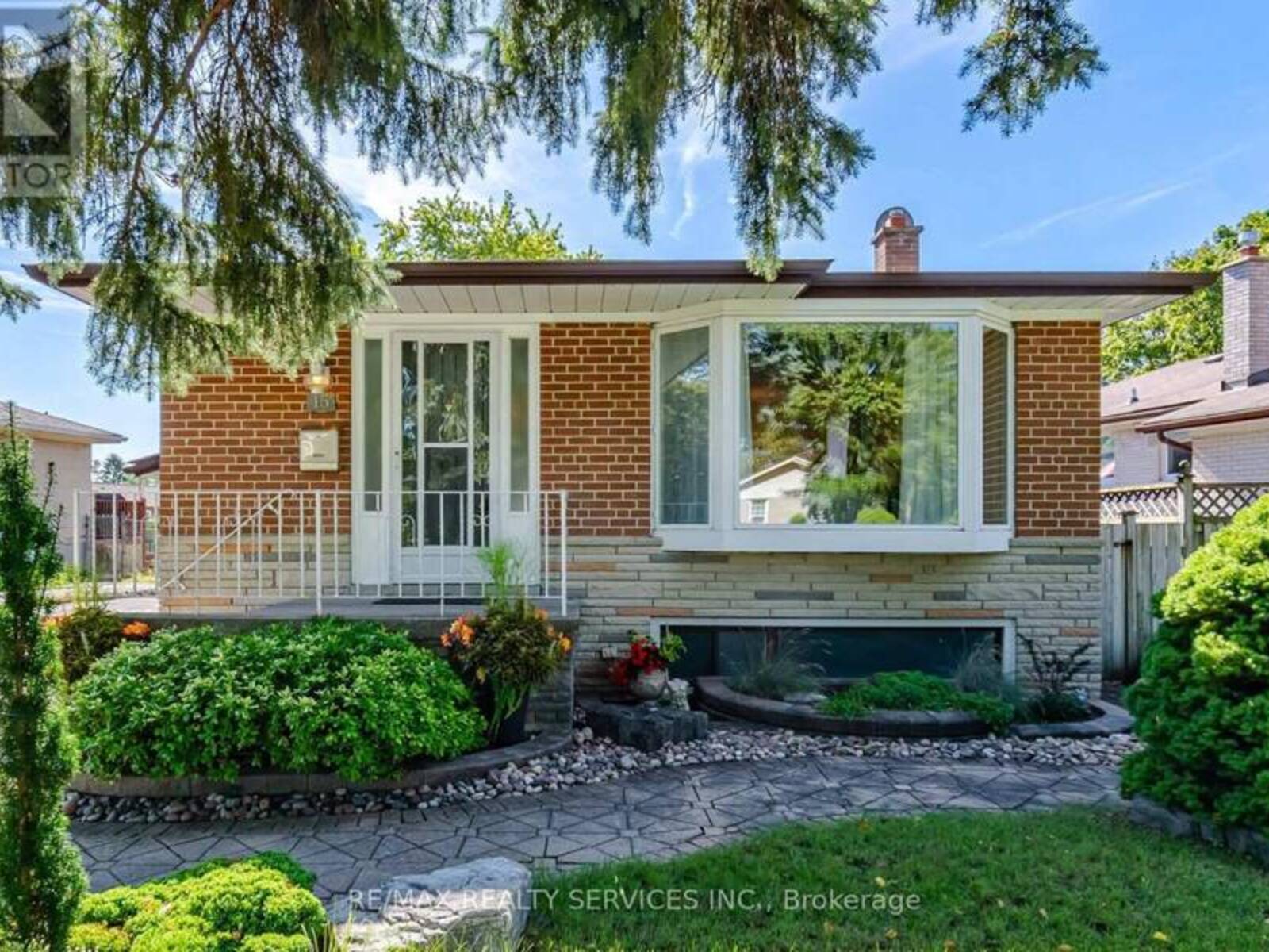 15 SHOREVIEW DRIVE, Toronto, Ontario M1E 3R1