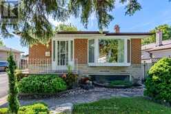 15 SHOREVIEW DRIVE | Toronto Ontario | Slide Image One