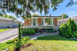 15 SHOREVIEW DRIVE | Toronto Ontario | Slide Image Two