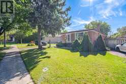 15 SHOREVIEW DRIVE | Toronto Ontario | Slide Image Five