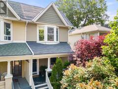 15 REDWOOD AVENUE Toronto Ontario, M4L 2S5