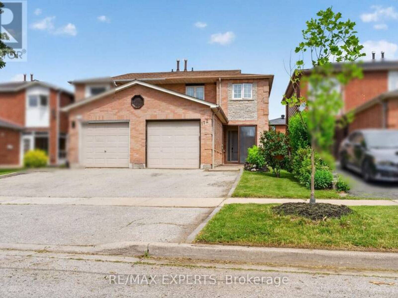 112 ANDREA LANE, Vaughan, Ontario L4L 1E7