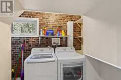 33 MCDONALD DRIVE | Aurora Ontario | Slide Image Twenty-eight