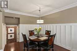 33 MCDONALD DRIVE | Aurora Ontario | Slide Image Eight