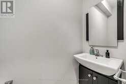 18 BUCKHORN AVENUE | Richmond Hill Ontario | Slide Image Eleven