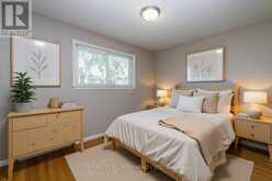 36 CYNTHIA COURT | Barrie Ontario | Slide Image Fifteen