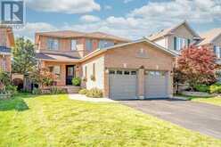 83 NISKA DRIVE | Hamilton Ontario | Slide Image One