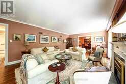 176 OLD YONGE STREET | Toronto Ontario | Slide Image Nine
