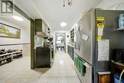 8 - 275 MANSE ROAD | Toronto Ontario | Slide Image Twelve