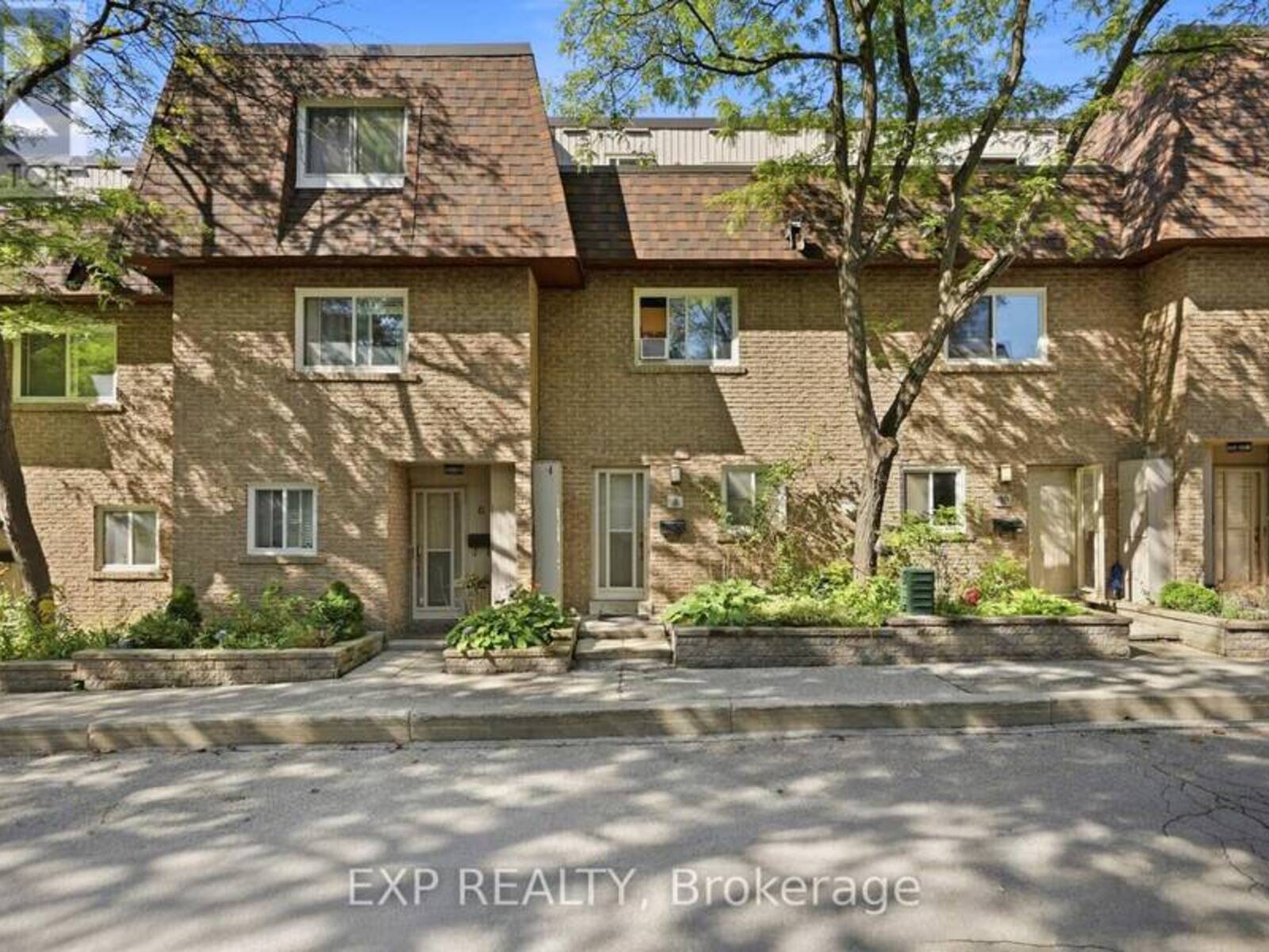 8 - 275 MANSE ROAD, Toronto, Ontario M1E 4X8