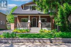 148 SCARBORO CRESCENT | Toronto Ontario | Slide Image Three