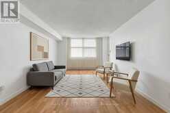 1008 - 260 DAVIS DRIVE | Newmarket Ontario | Slide Image Nine