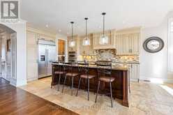 126 VINES PLACE | Aurora Ontario | Slide Image Eighteen