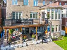 126 VINES PLACE | Aurora Ontario | Slide Image Eight