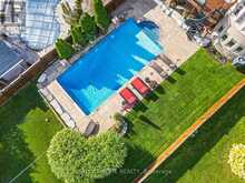 126 VINES PLACE | Aurora Ontario | Slide Image Nine