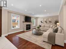 26 COWLES COURT | Richmond Hill Ontario | Slide Image Nine