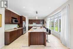 108 HEADWATER CRESCENT | Richmond Hill Ontario | Slide Image Fifteen