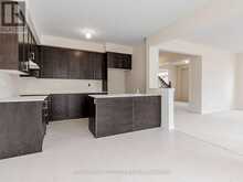 2 WAYNE ALLISON DRIVE | Georgina Ontario | Slide Image Sixteen
