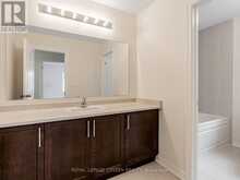 2 WAYNE ALLISON DRIVE | Georgina Ontario | Slide Image Thirty-two