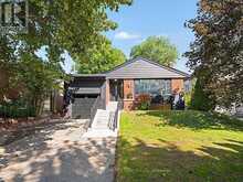 35 FERNALROY BOULEVARD | Toronto Ontario | Slide Image One